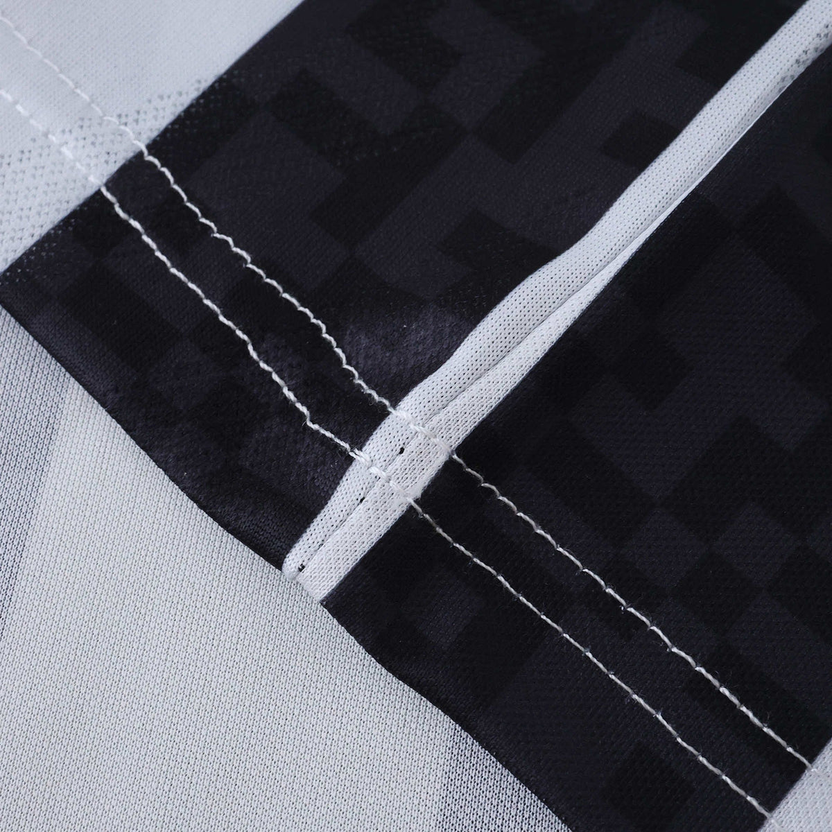 Away 25/26 Women’s Shirt